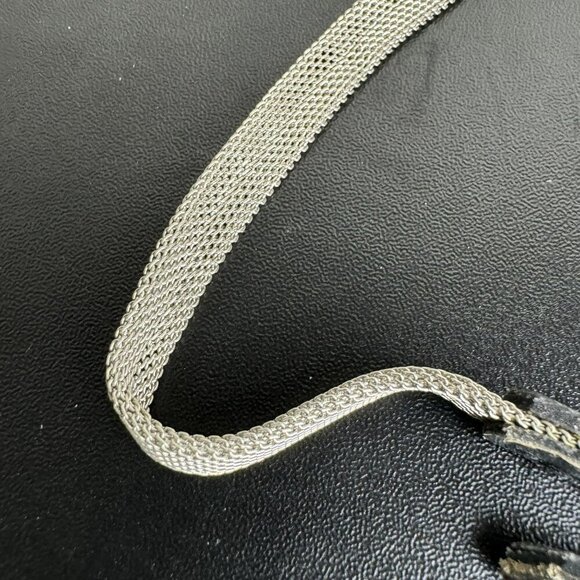 Guess Skinny Metal‎ Mesh Leather Belt Silver Buckle Retro Grunge Womens Size S - Picture 5 of 7